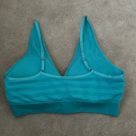 Jockey sports bras - Picture 15 of 16